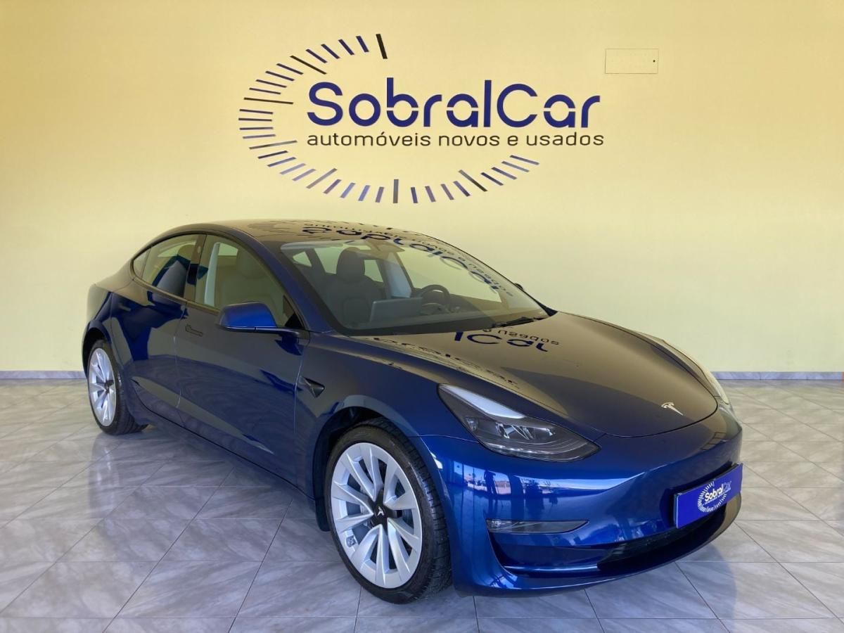tesla-model-3-2022-eletrico-1400cc