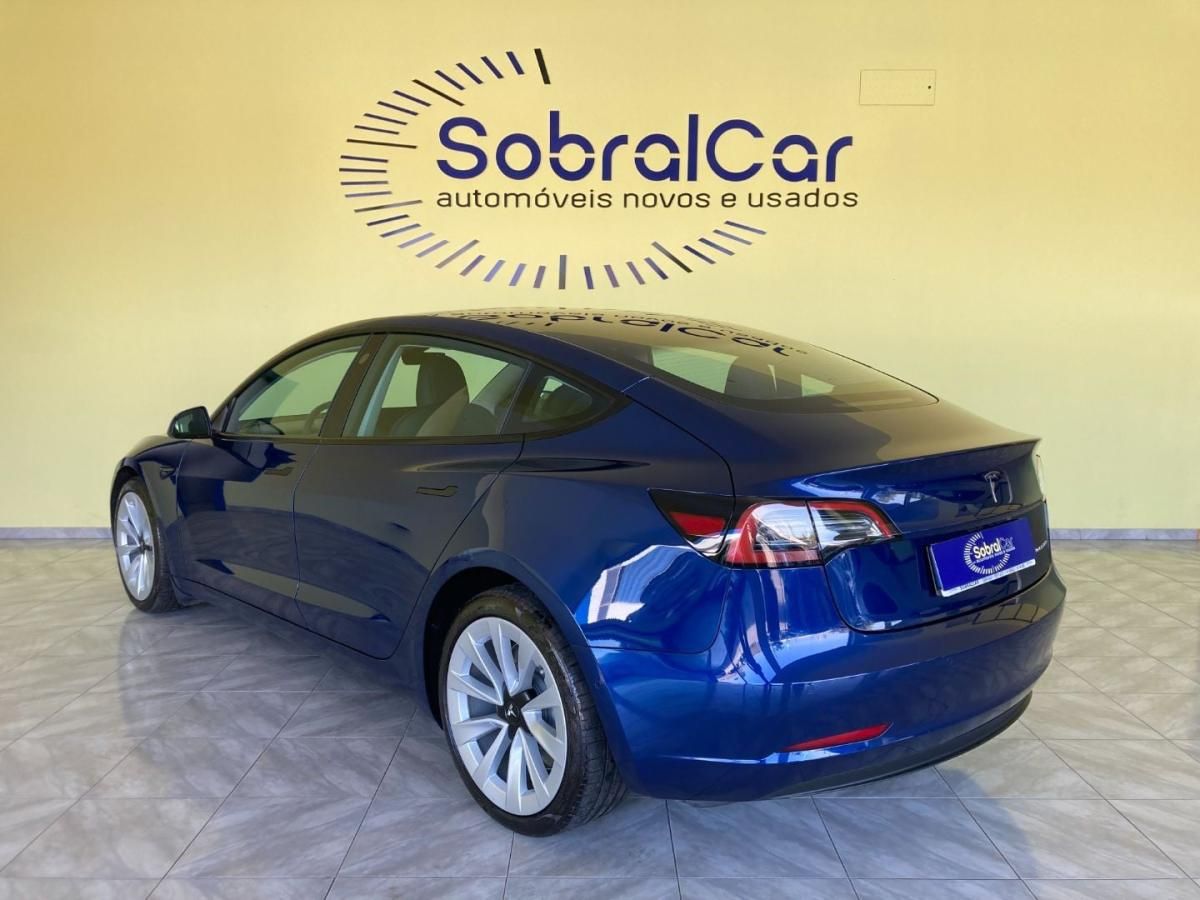 tesla-model-3-2022-eletrico-1400cc