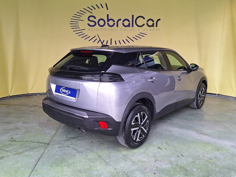 peugeot-2008-2023-gasolina-1199cc