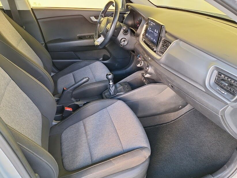 kia-stonic-2022-gasolina-1197cc
