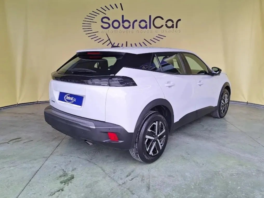 peugeot-2008-2023-gasolina-1199cc