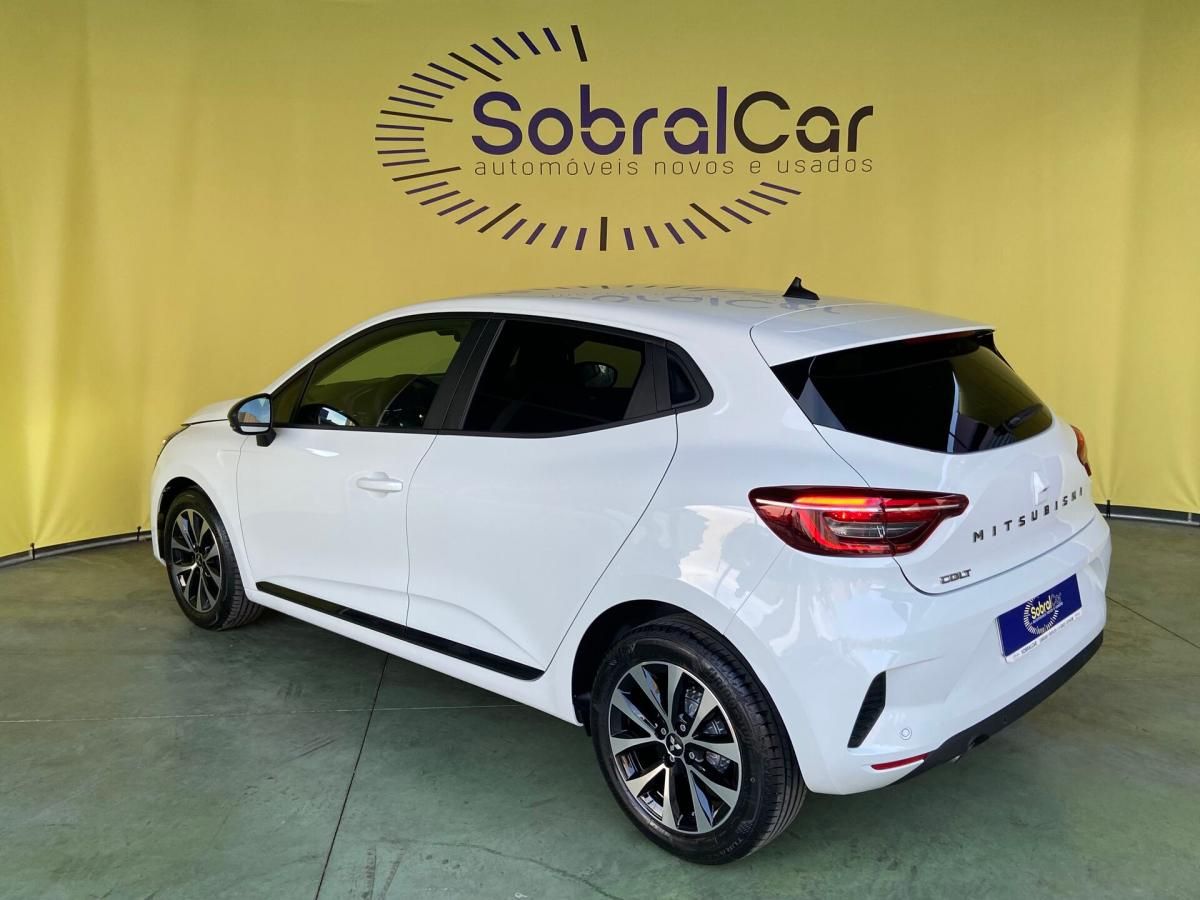 mitsubishi-colt-2025-gasolina-999cc