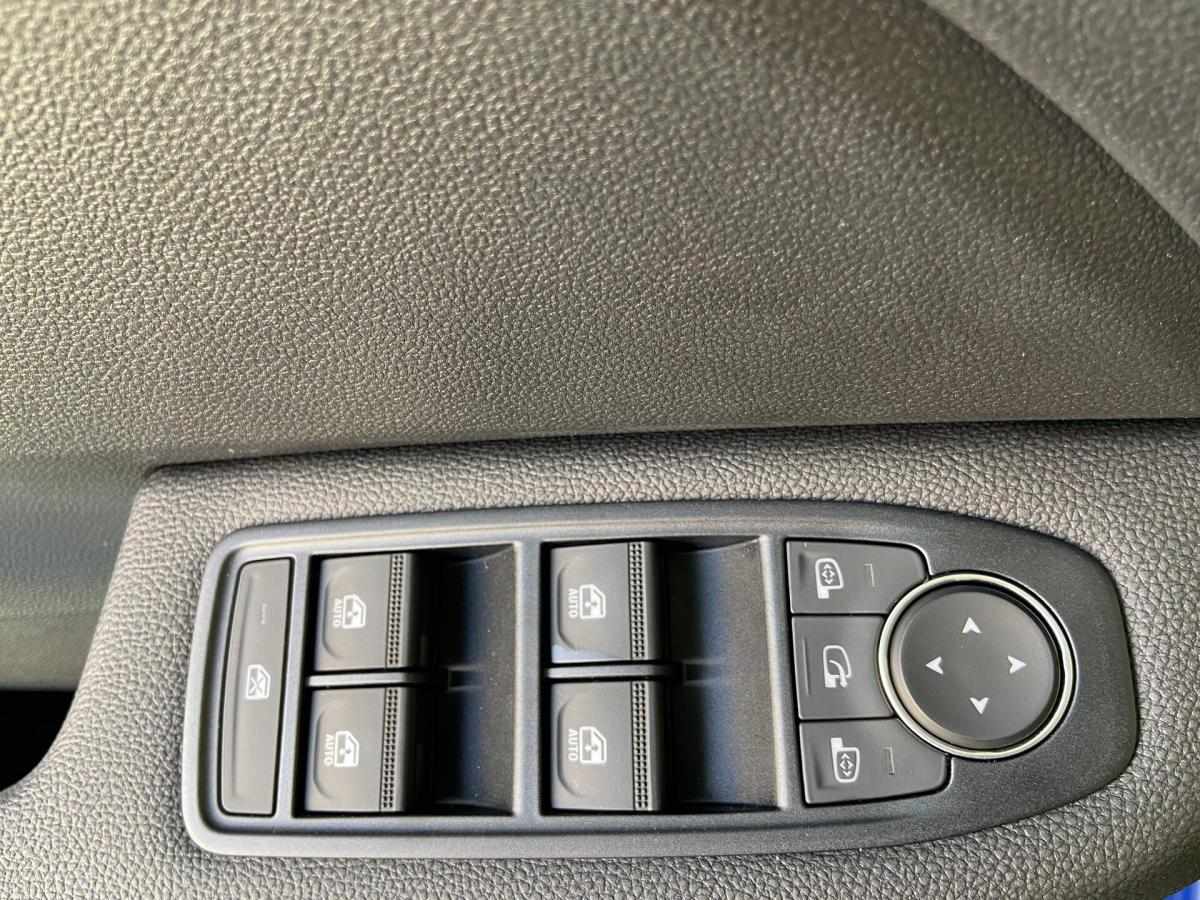 mitsubishi-colt-2025-gasolina-999cc