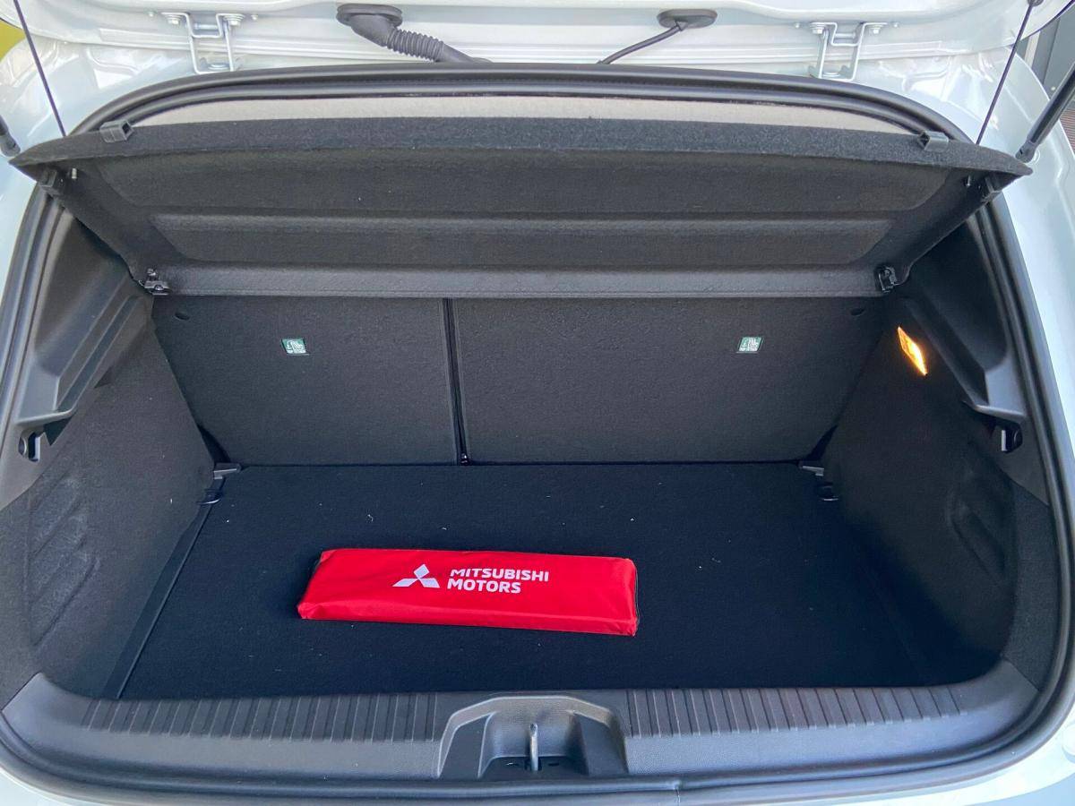 mitsubishi-colt-2025-gasolina-999cc
