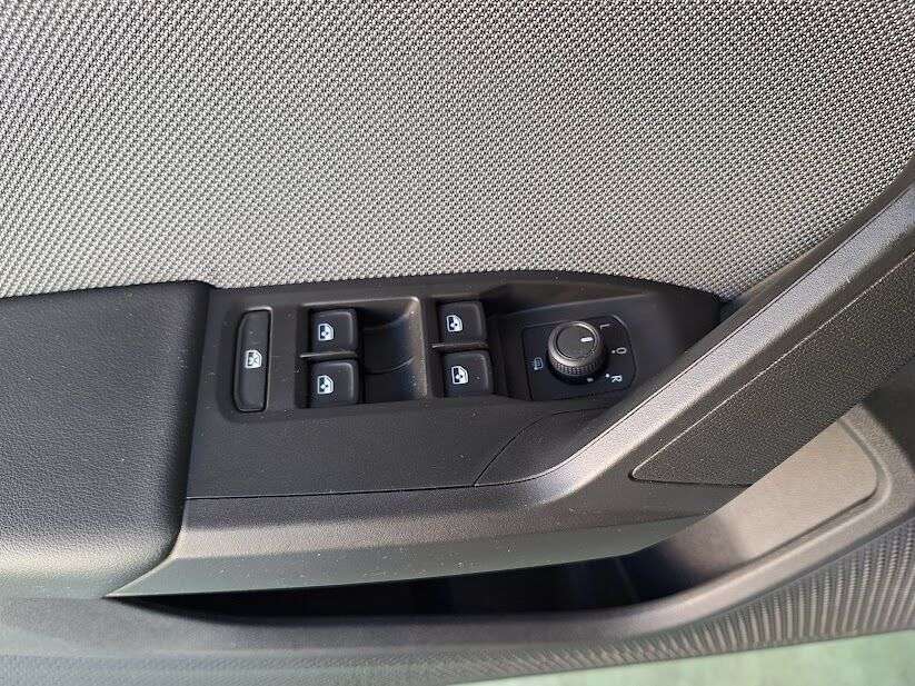seat-leon-st-2022-gasolina-999cc