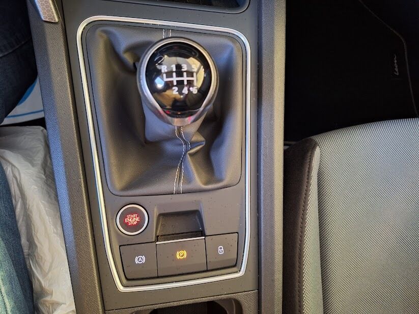 seat-leon-st-2022-gasolina-999cc