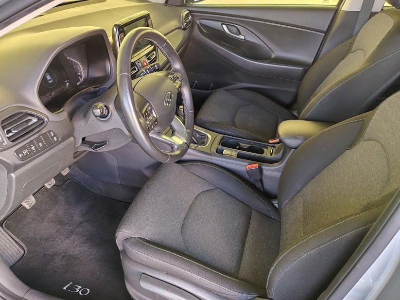 hyundai-i30-2023-gasolina-998cc