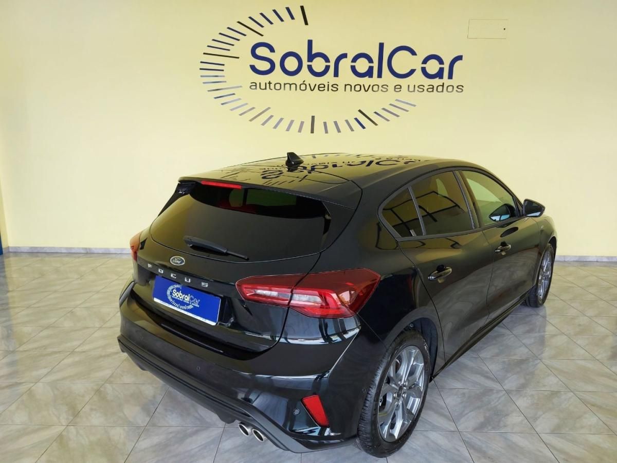 ford-focus-2022-diesel-1499cc