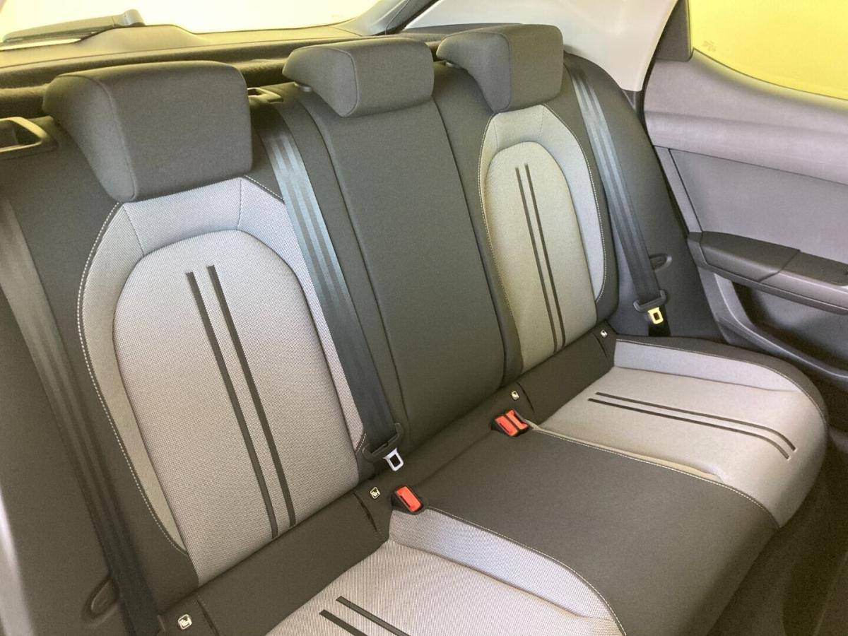 seat-leon-2022-gasolina-999cc