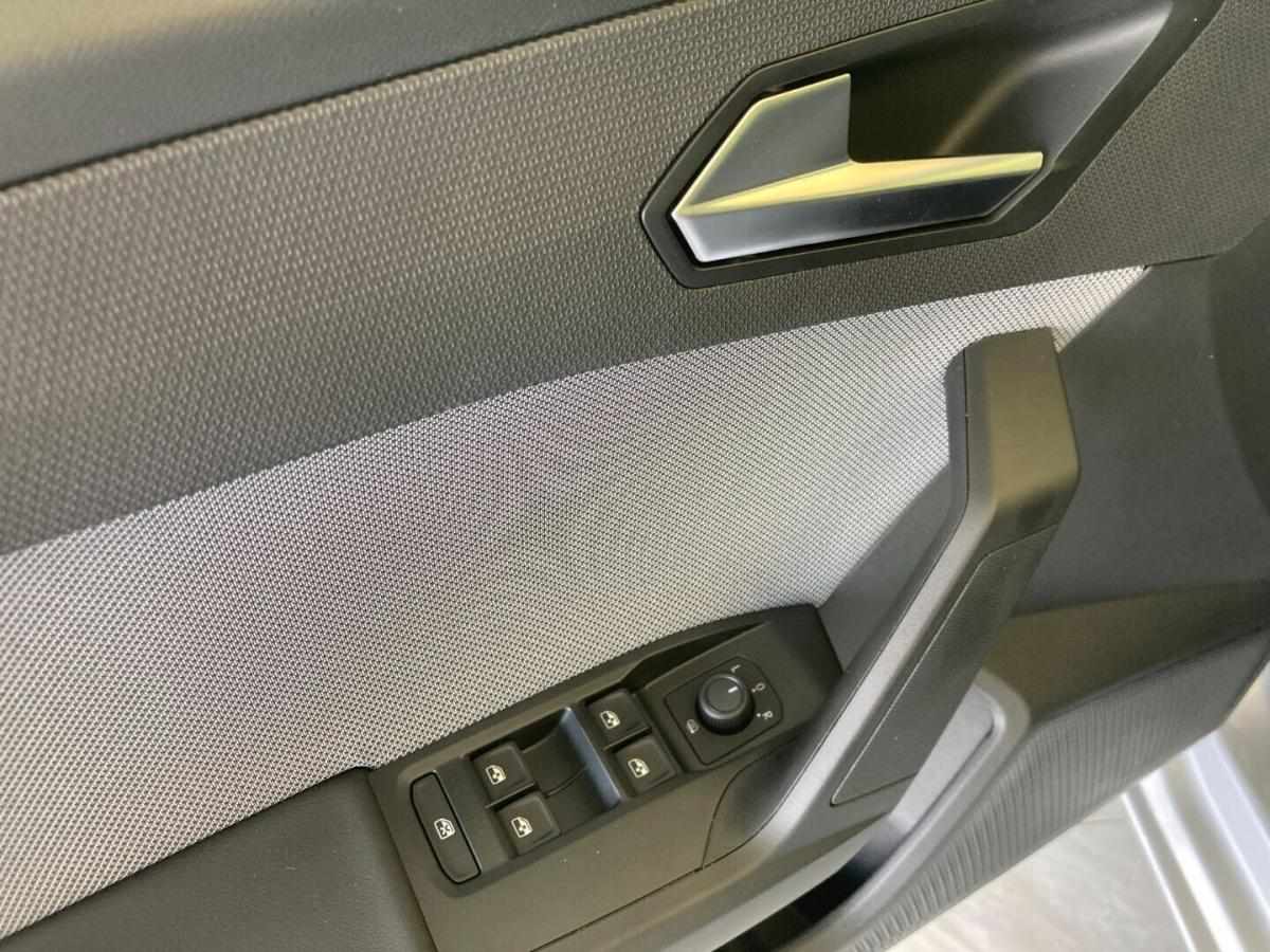seat-leon-2022-gasolina-999cc