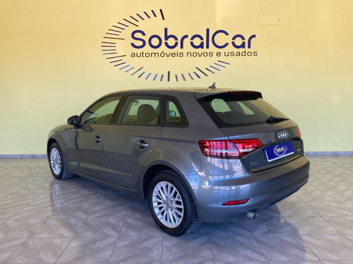 audi-a3-sportback-2018-diesel-1598cc
