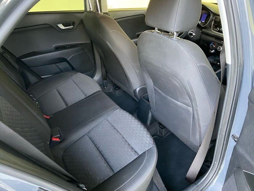kia-rio-2022-gasolina-1197cc