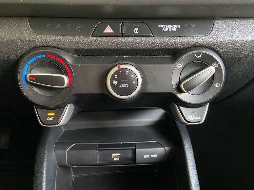 kia-rio-2022-gasolina-1197cc
