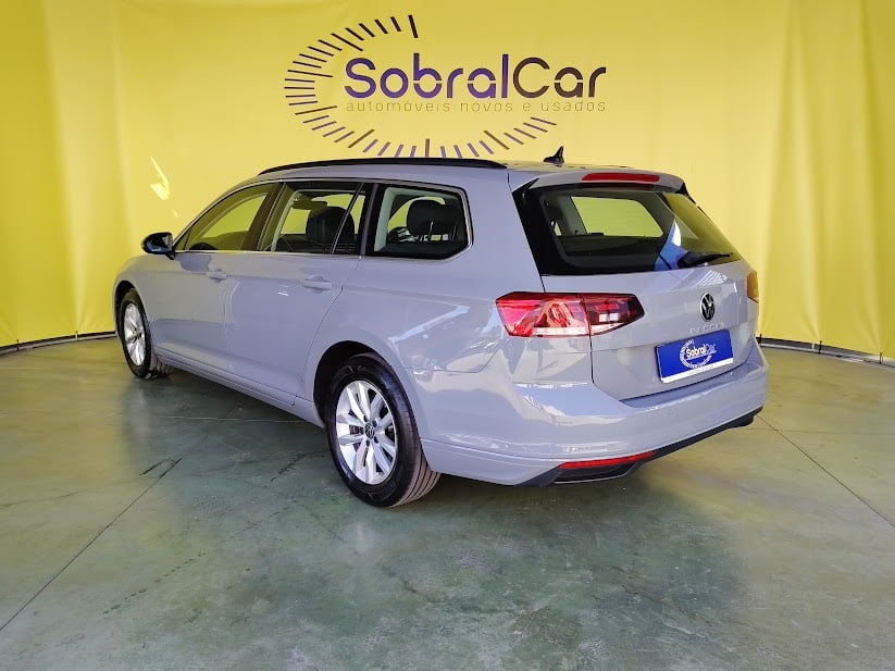 volkswagen-passat-variant-2022-diesel-1968cc
