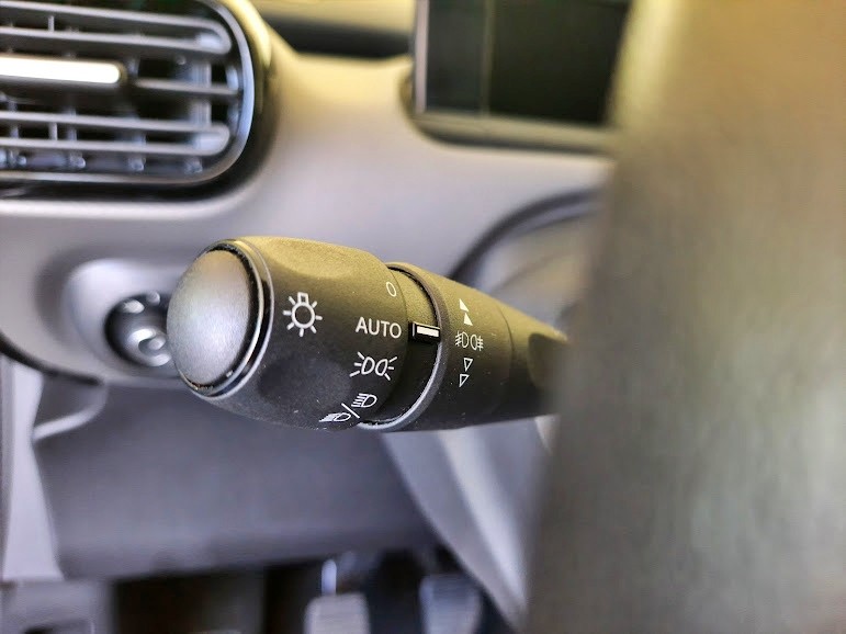 citroen-c4-cactus-2020-diesel-1499cc
