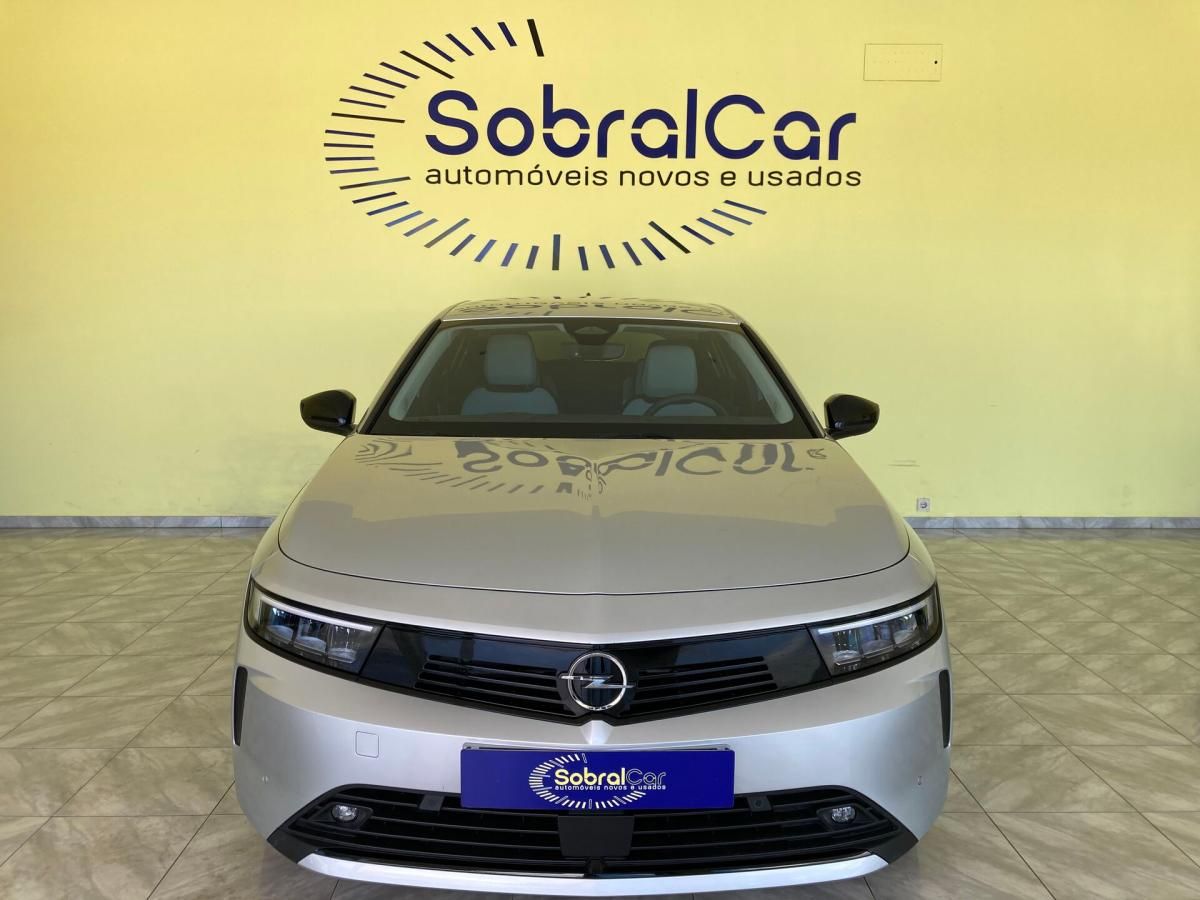 opel-astra-2023-gasolina-1199cc