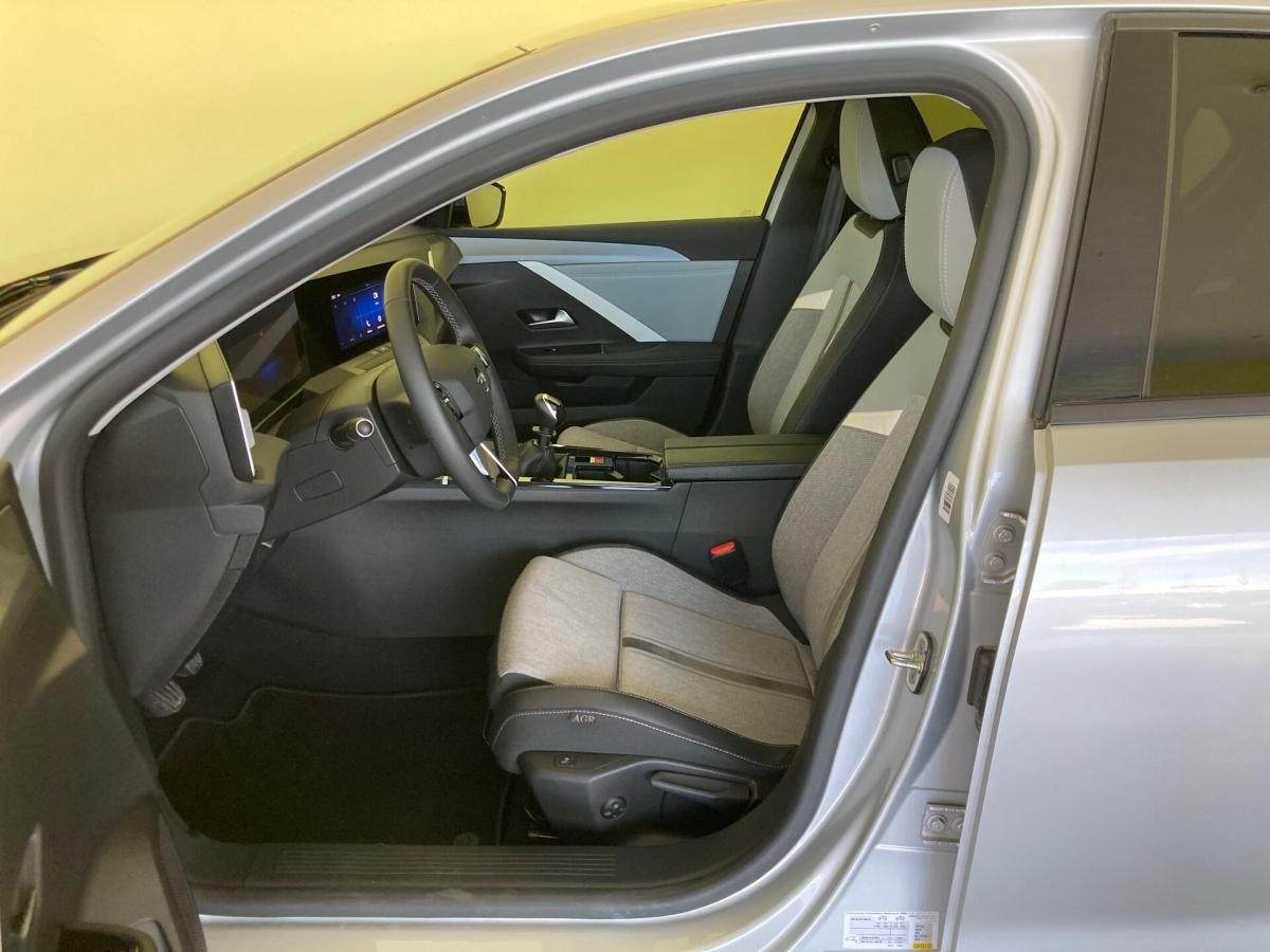 opel-astra-2023-gasolina-1199cc