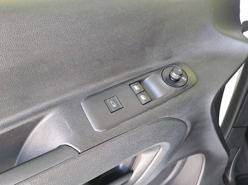peugeot-partner-2021-diesel-1560cc