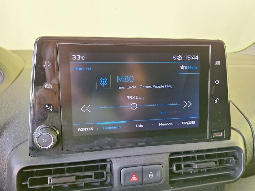peugeot-partner-2021-diesel-1560cc