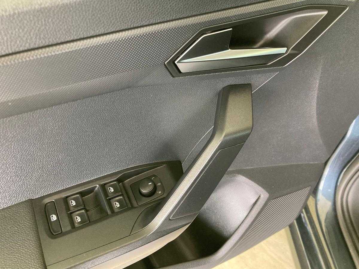 seat-arona-2022-gasolina-999cc