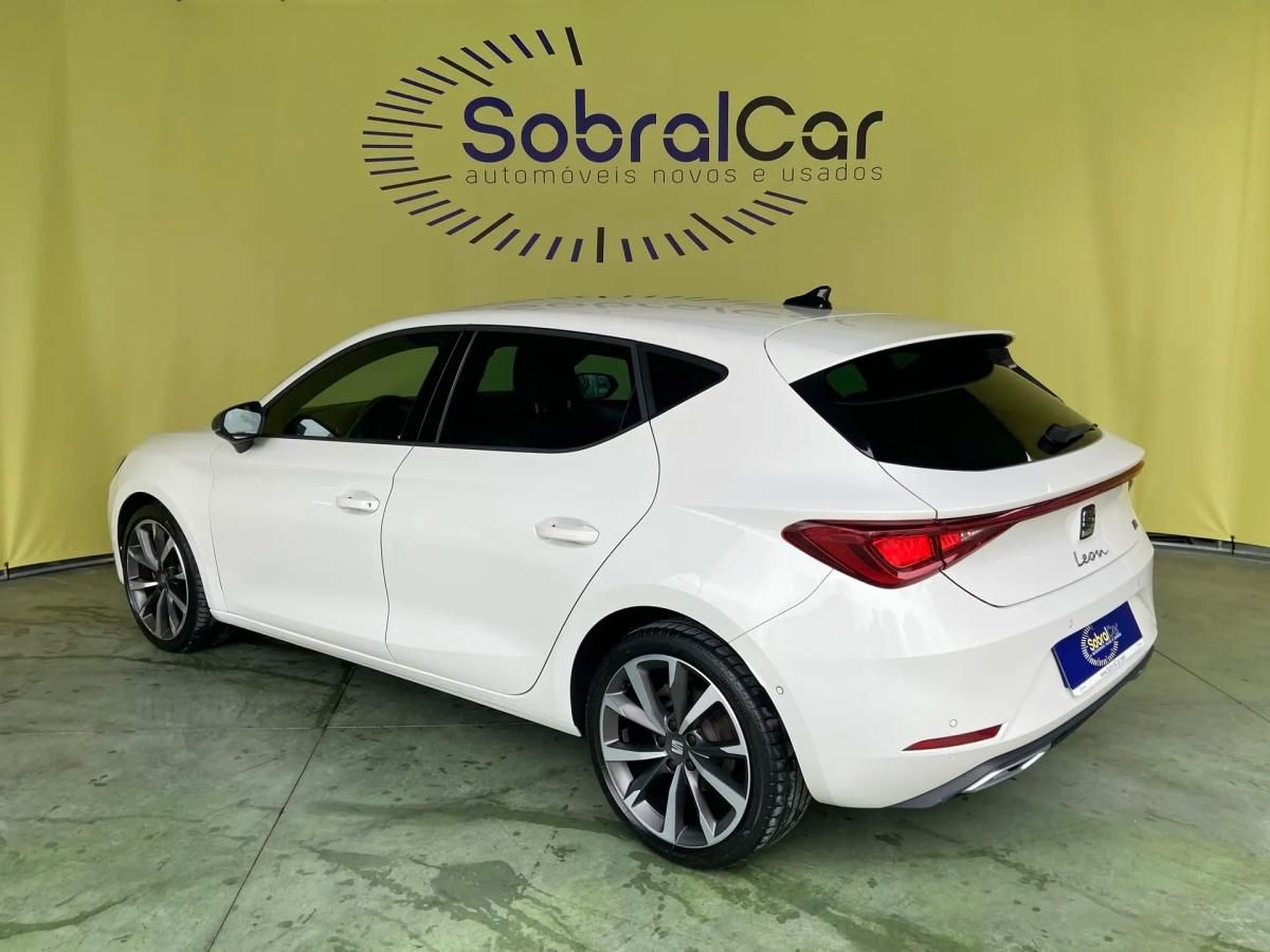 seat-leon-2023-diesel-1968cc
