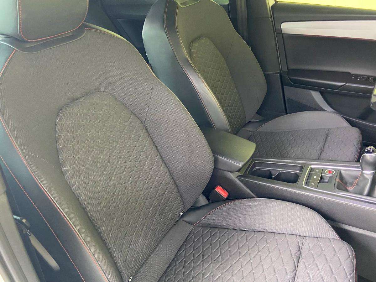 seat-leon-2023-diesel-1968cc