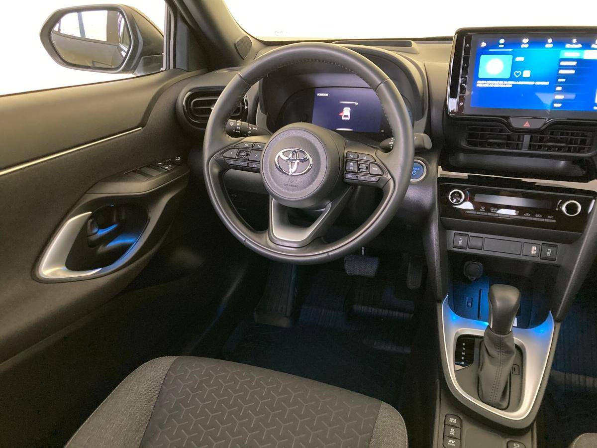 toyota-yaris-cross-2023-hibrido-a-gasolina-1490cc