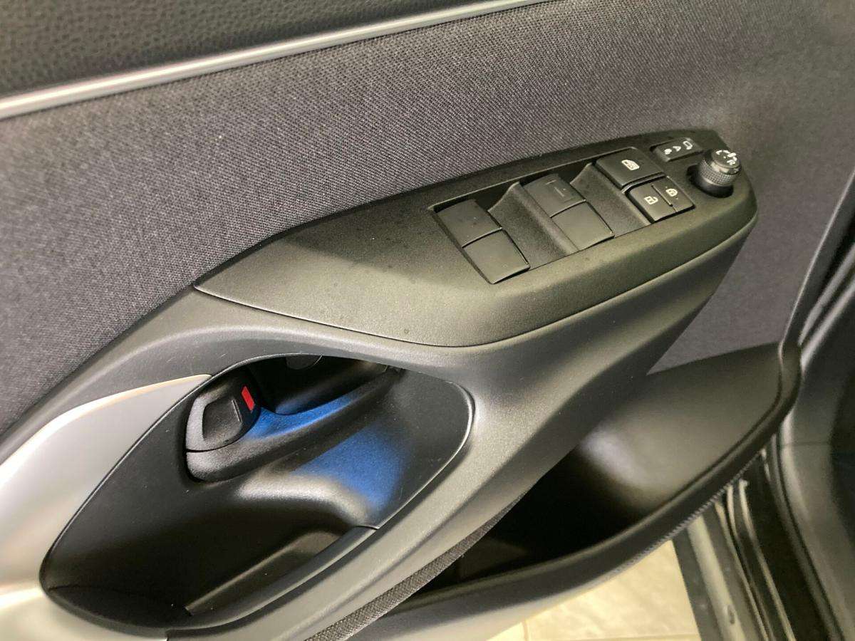 toyota-yaris-cross-2023-hibrido-a-gasolina-1490cc