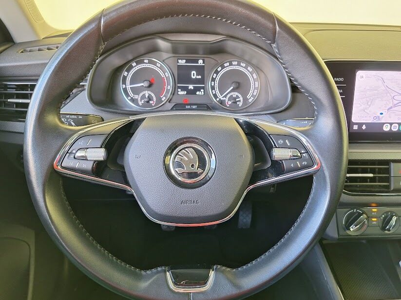 skoda-scala-2022-gasolina-999cc