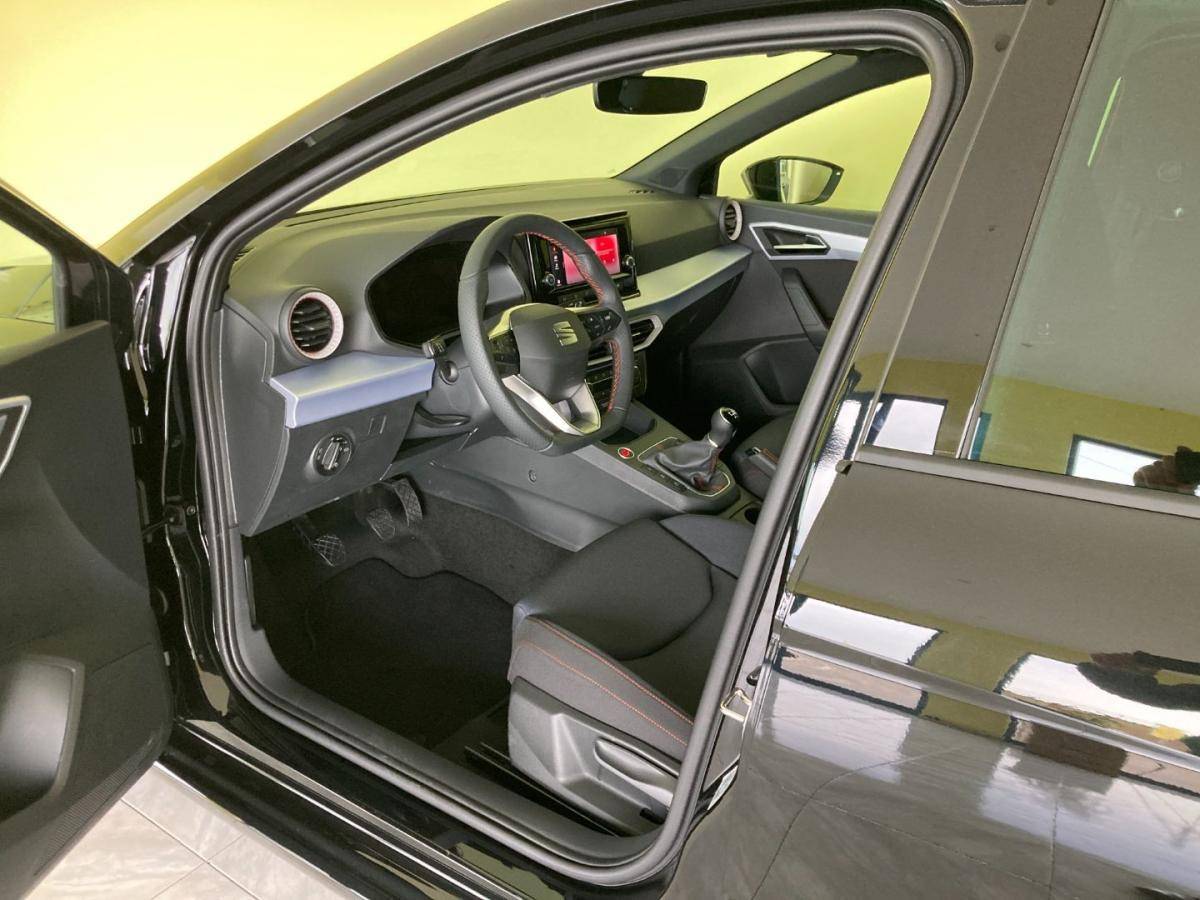 seat-ibiza-2023-gasolina-999cc