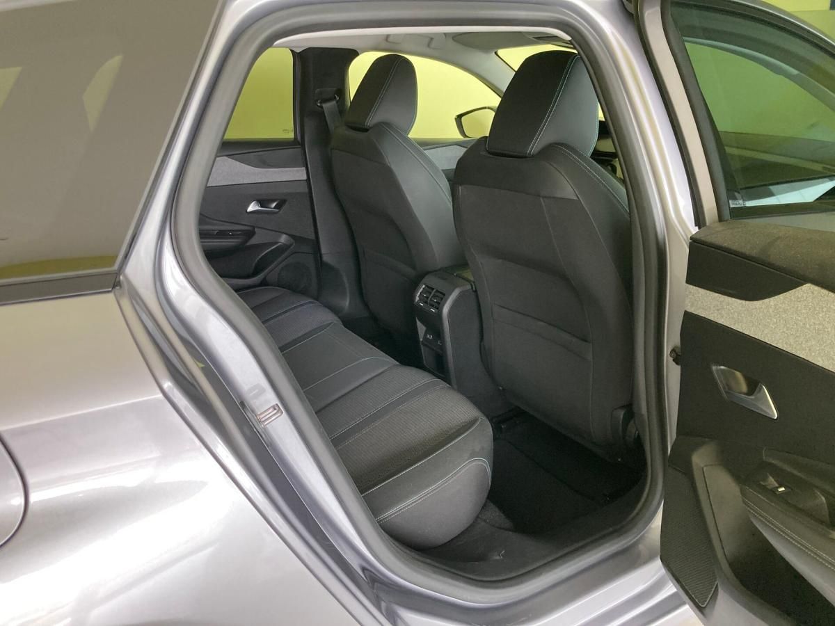 peugeot-308-sw-2023-diesel-1499cc