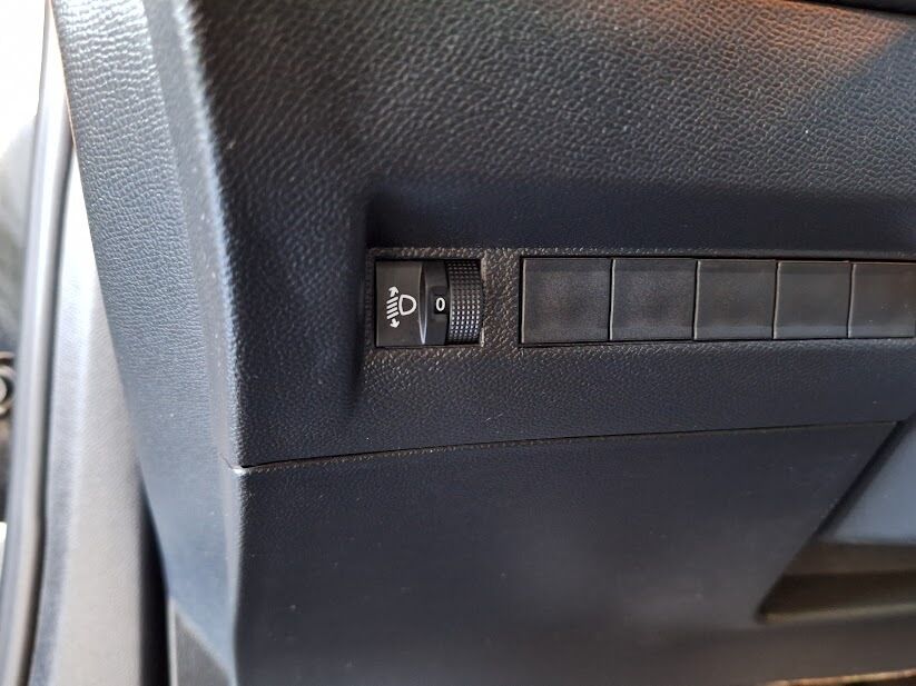peugeot-2008-2023-gasolina-1199cc