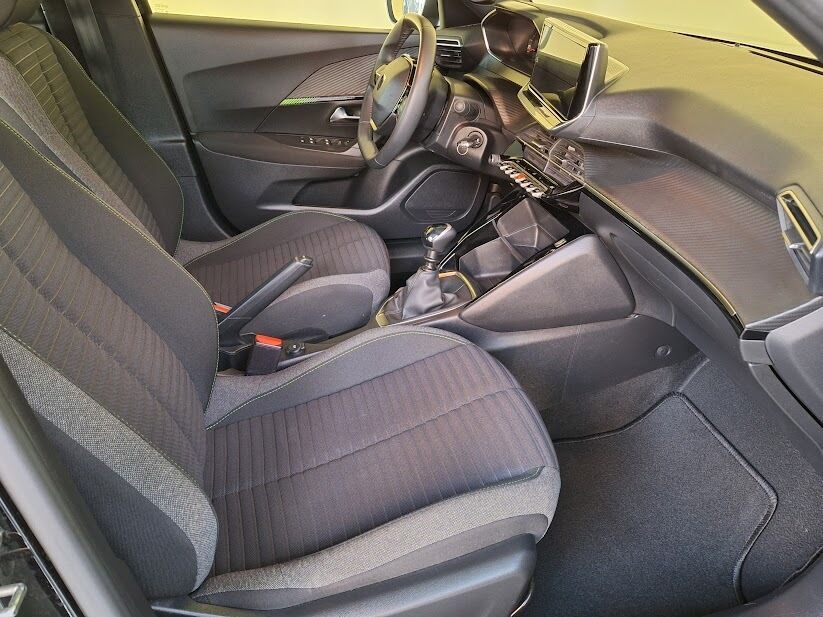 peugeot-2008-2023-gasolina-1199cc