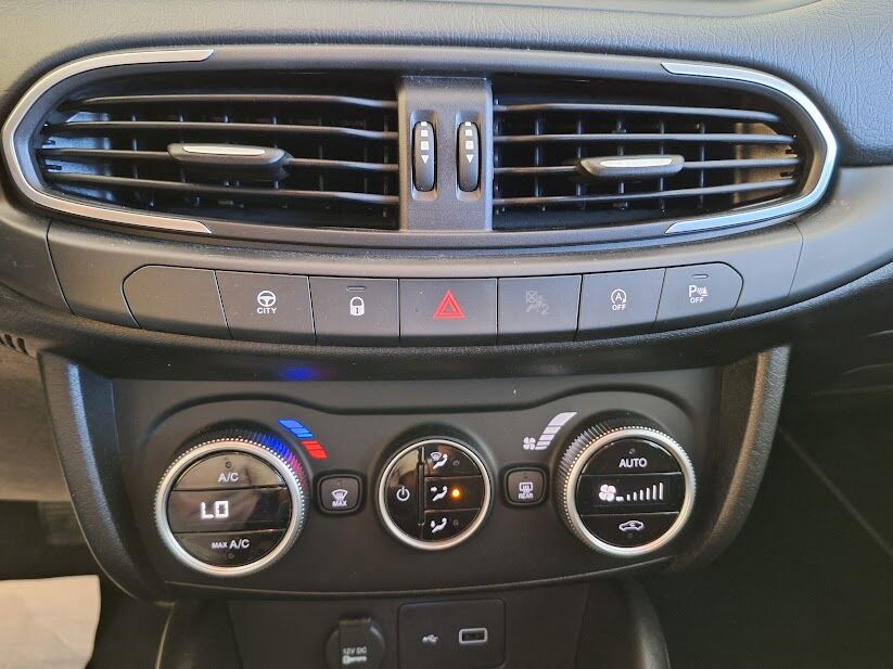 fiat-tipo-station-wagon-2023-gasolina-999cc