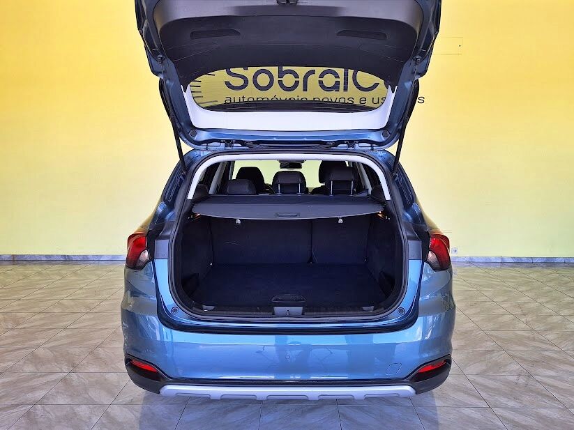 fiat-tipo-station-wagon-2023-gasolina-999cc