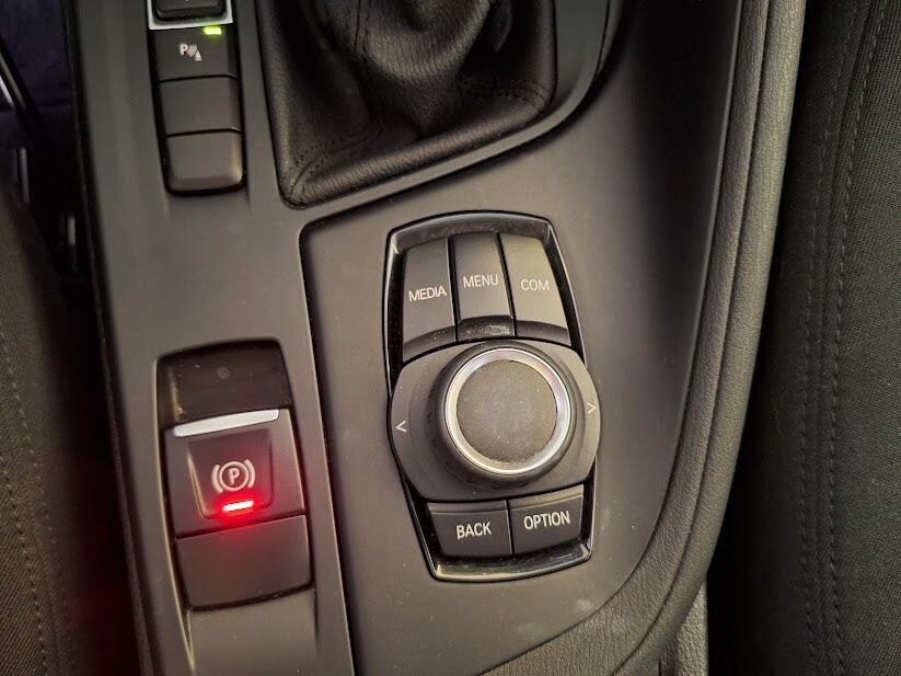 bmw-x1-2021-diesel-1496cc