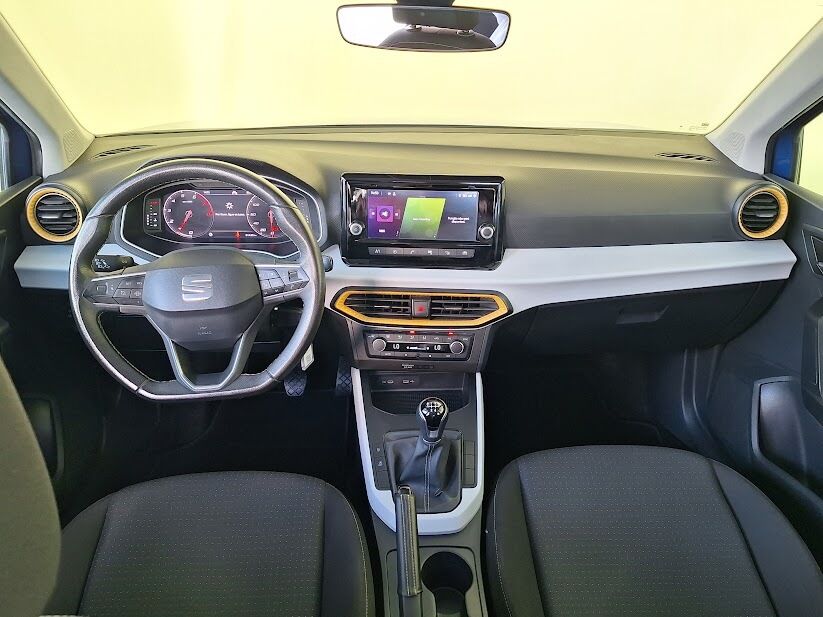 seat-arona-2023-gasolina-999cc
