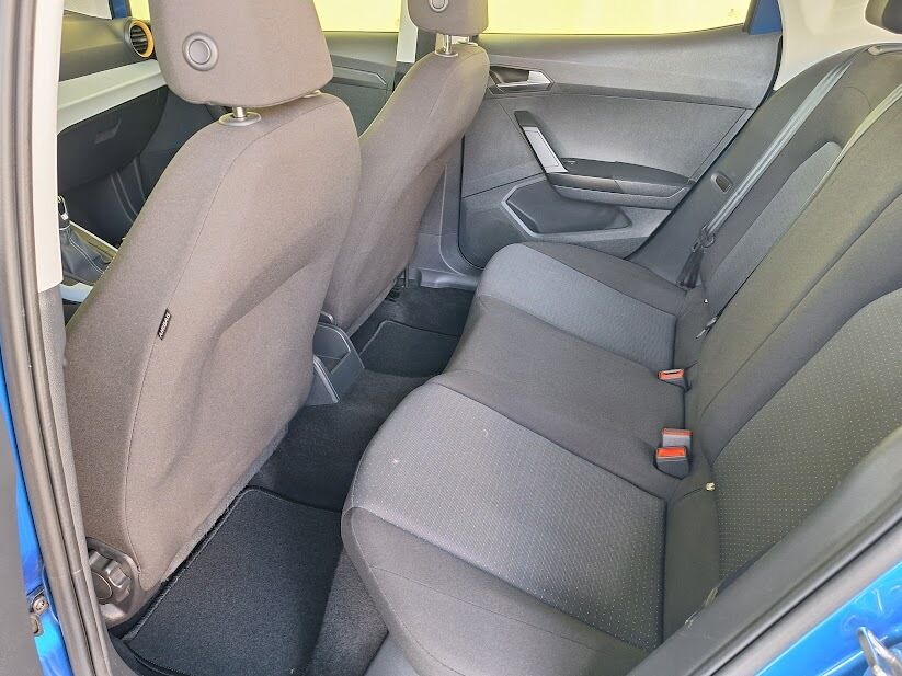 seat-arona-2023-gasolina-999cc