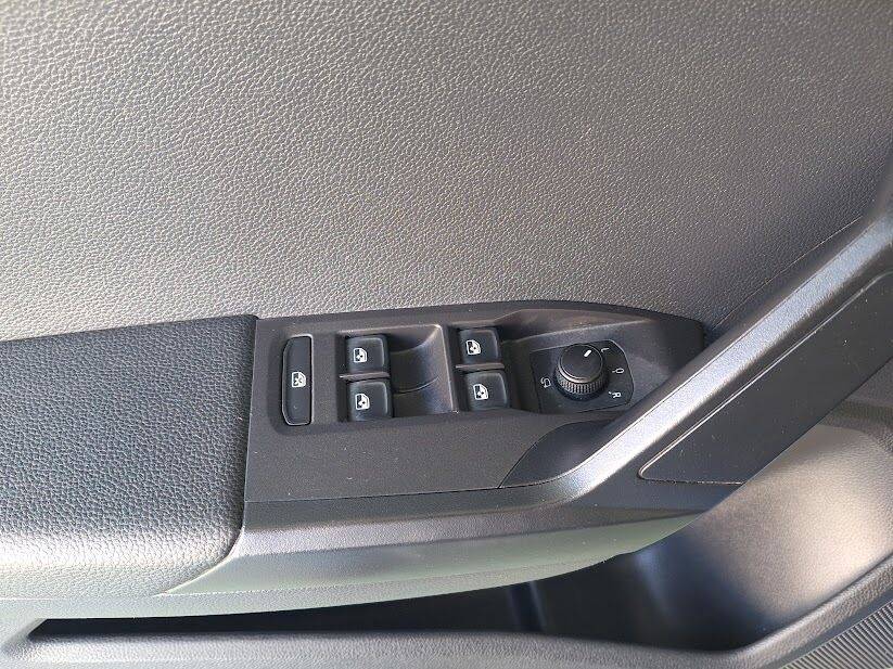 seat-arona-2023-gasolina-999cc