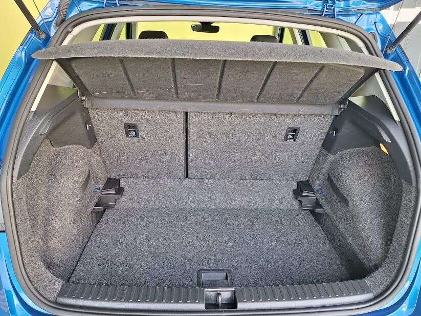 seat-arona-2023-gasolina-999cc