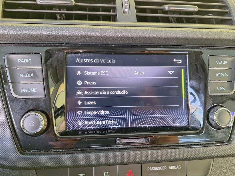 skoda-fabia-break-2022-gasolina-999cc