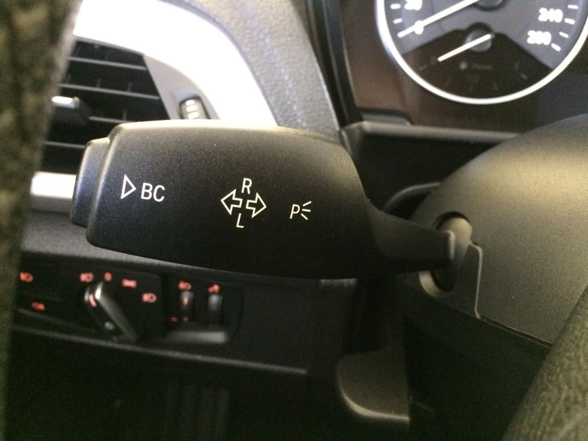 bmw-serie-1-2017-diesel-1496cc