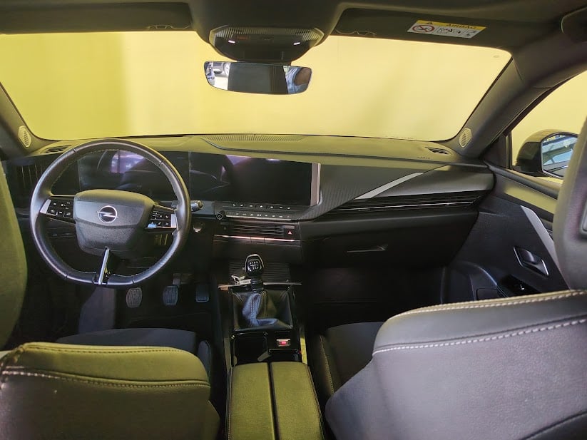 opel-astra-2024-gasolina-1199cc