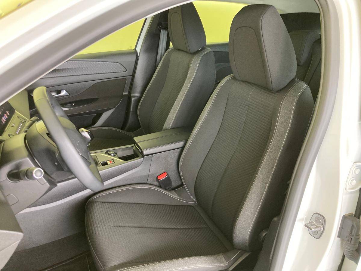 peugeot-308-2023-gasolina-1199cc