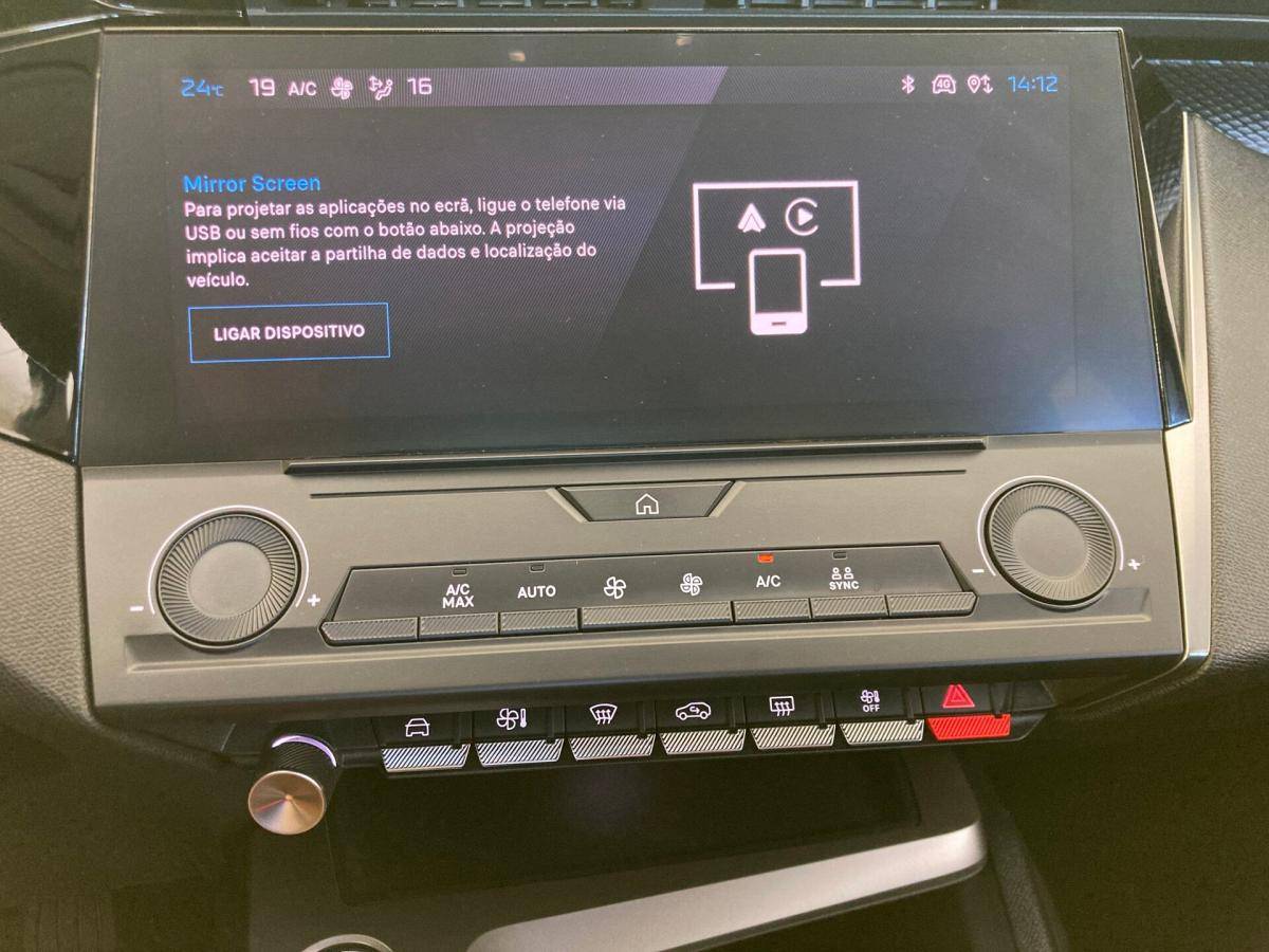 peugeot-308-2023-gasolina-1199cc