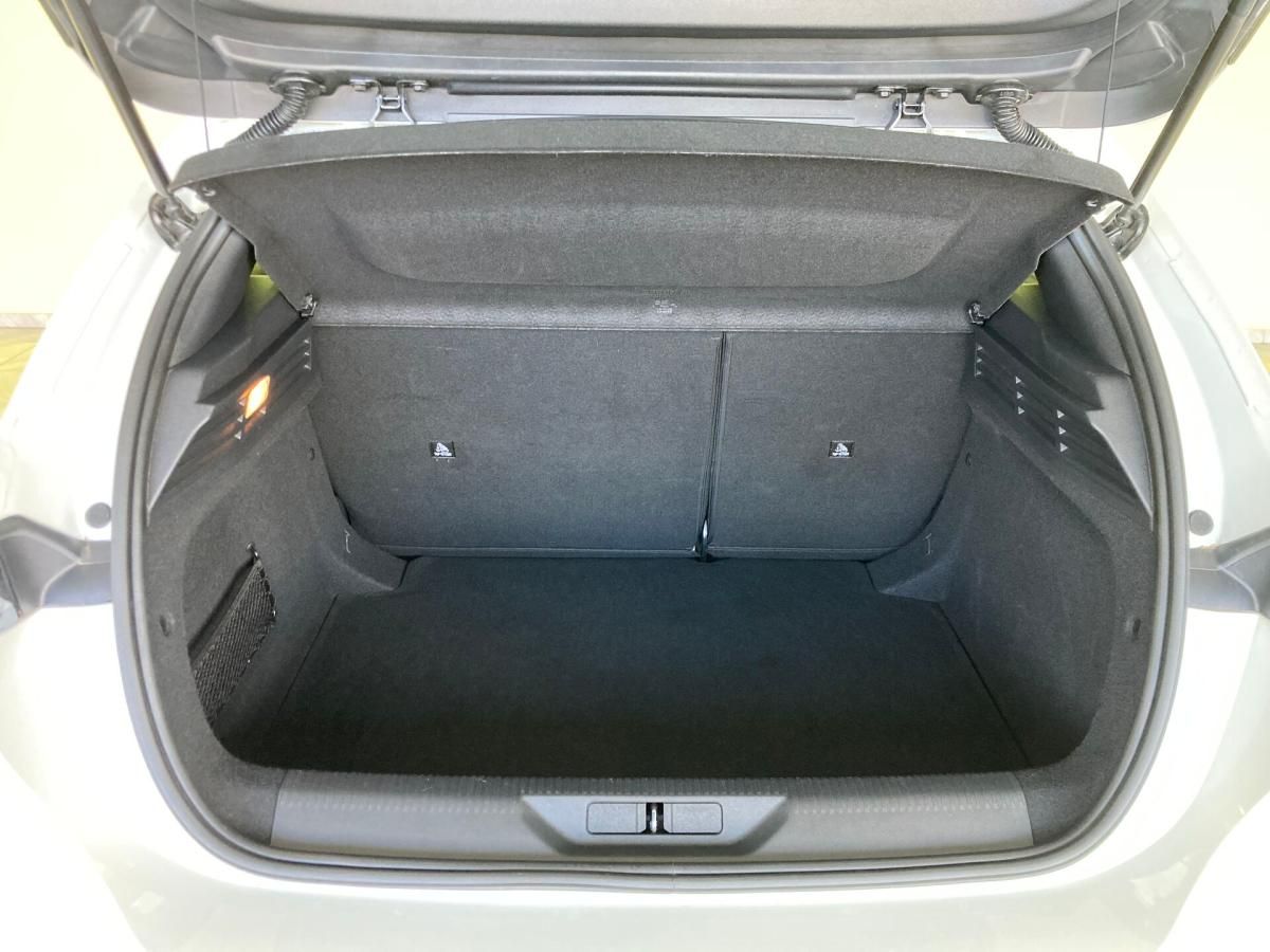 peugeot-308-2023-gasolina-1199cc