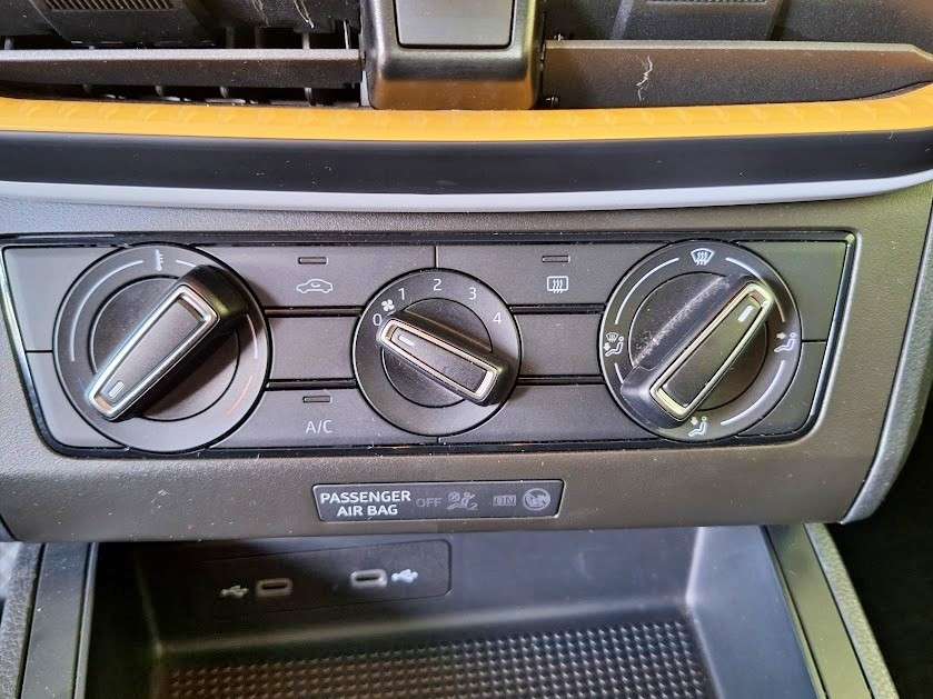 seat-ibiza-2022-gasolina-999cc