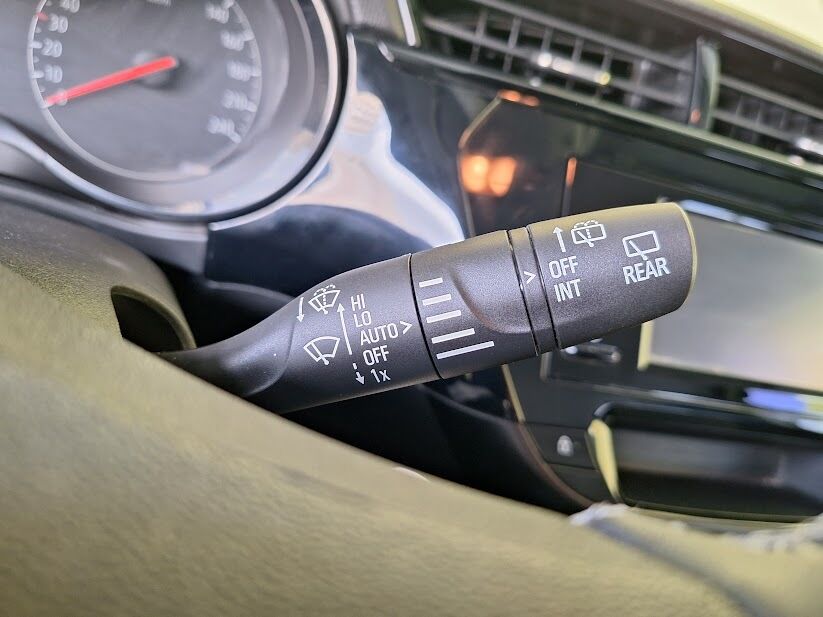 opel-corsa-2023-gasolina-1199cc