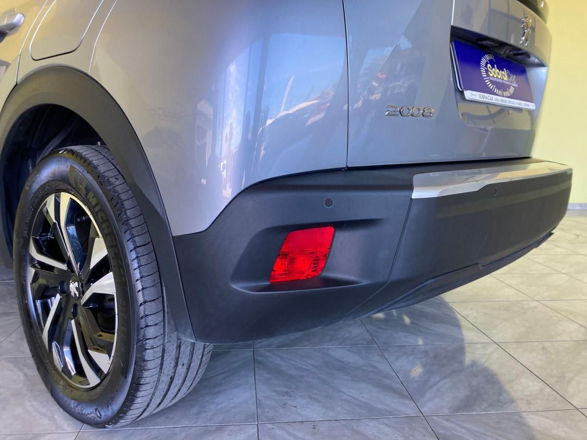 peugeot-2008-2021-gasolina-1199cc