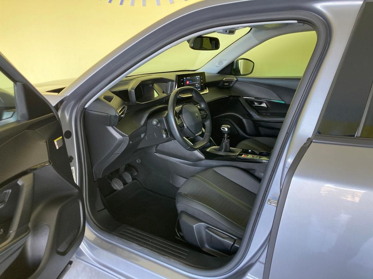peugeot-2008-2021-gasolina-1199cc